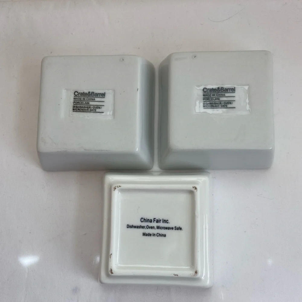 (3) Square ramekins